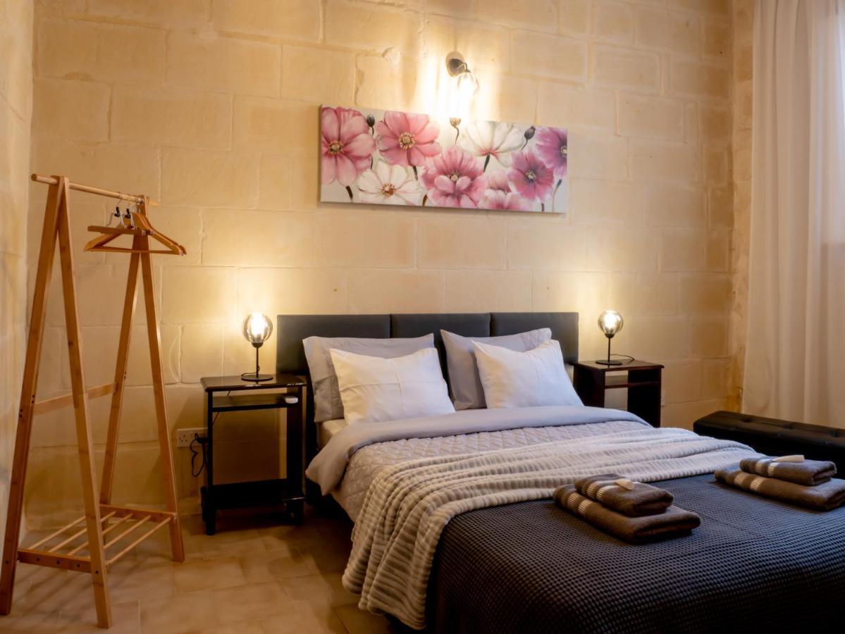 Xagħra Il Gnejnaヴィラ エクステリア 写真